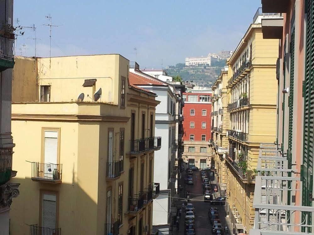 Vivere Napoli Экстерьер фото